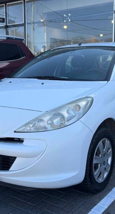 Peugeot 207 2013 usado en Calera Automotores